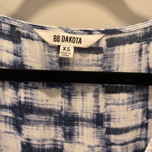 BB Dakota Blue Blouse - Picture 7 of 8